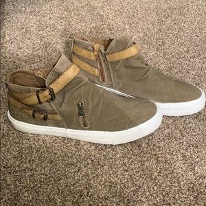 Blowfish mid-top Mondo sneaker